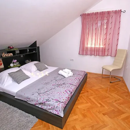 Lägenhet Top Apartment