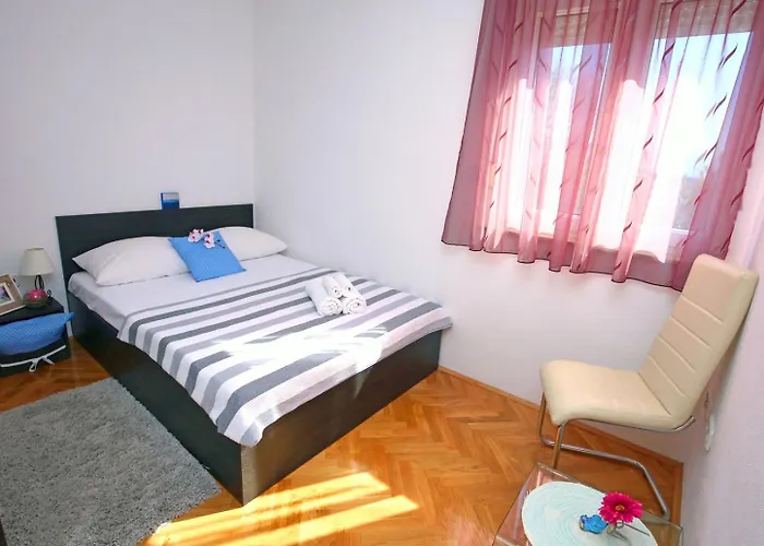 Top Apartment Apartamento Kaštela